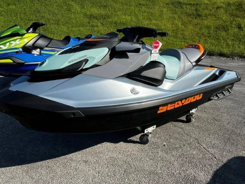 Slide: The Image of 2024 Sea-Doo GTI SE 130 jet ski with iBR Tech and audio system on display. - 20