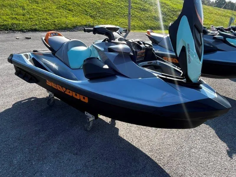 Slide: The Image of 2024 Sea-Doo GTI SE 130 jet ski with iBR Tech and audio system. - 23
