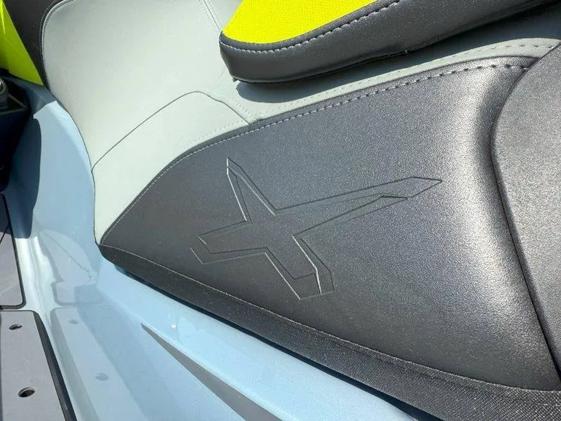 Slide: The Image of Sea-Doo RXP-X 325 iBR Ice Metal/Green Tech, BRP Premium Audio, iBR 2024 - 44