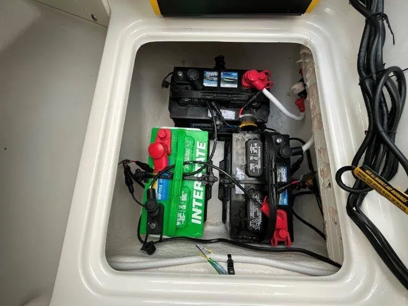 Slide: The Image of Robalo 266 Cayman 2024 - 124