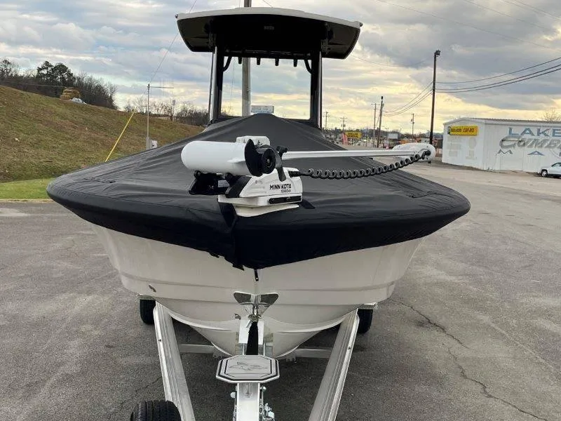 Slide: The Image of Robalo 266 Cayman 2024 - 129