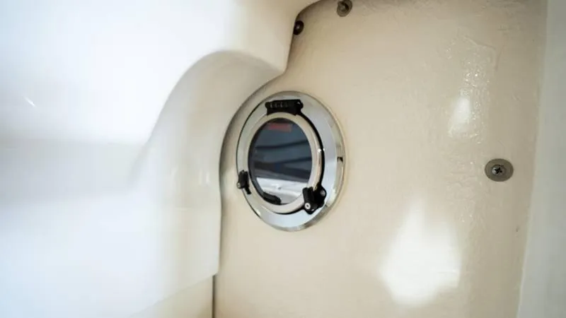 Slide: The Image of Robalo 266 Cayman 2024 - 39