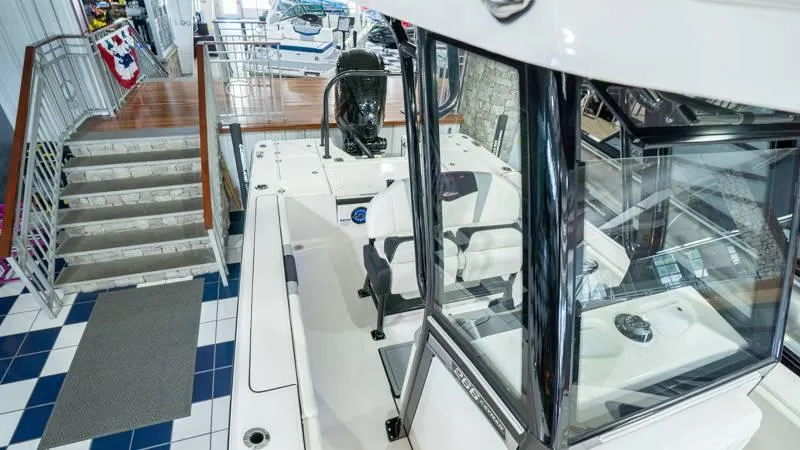 Slide: The Image of Robalo 266 Cayman 2024 - 43