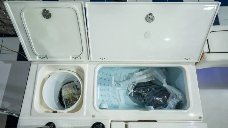 Slide: The Image of Robalo 266 Cayman 2024 - 54