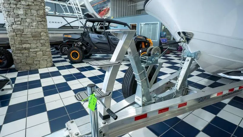 Slide: The Image of Robalo 266 Cayman 2024 - 56