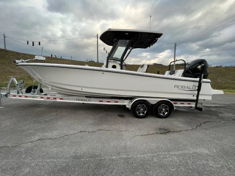 Slide: The Image of Robalo 266 Cayman 2024 - 65