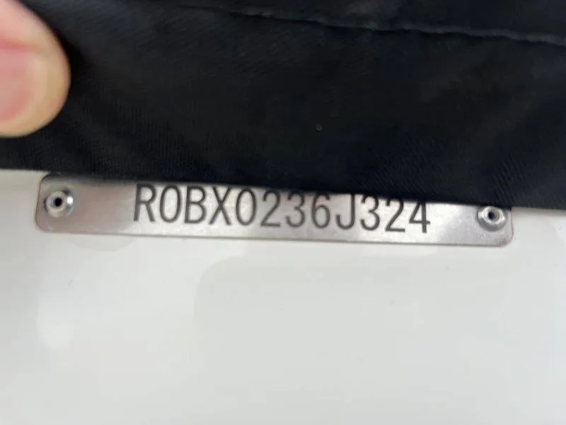 Slide: The Image of Robalo 266 Cayman 2024 - 68