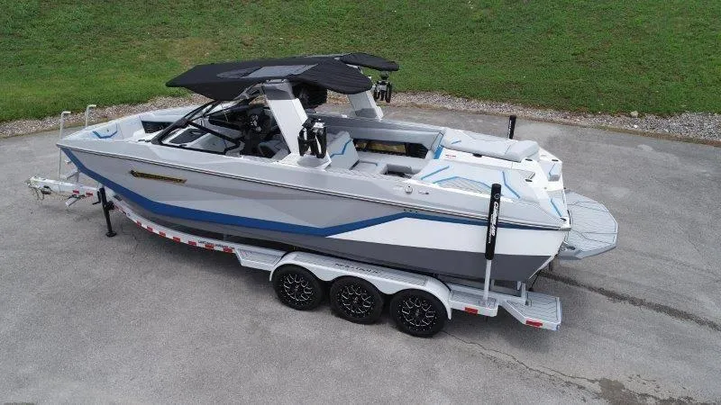 Slide: The Image of Nautique G25 2025 - 32