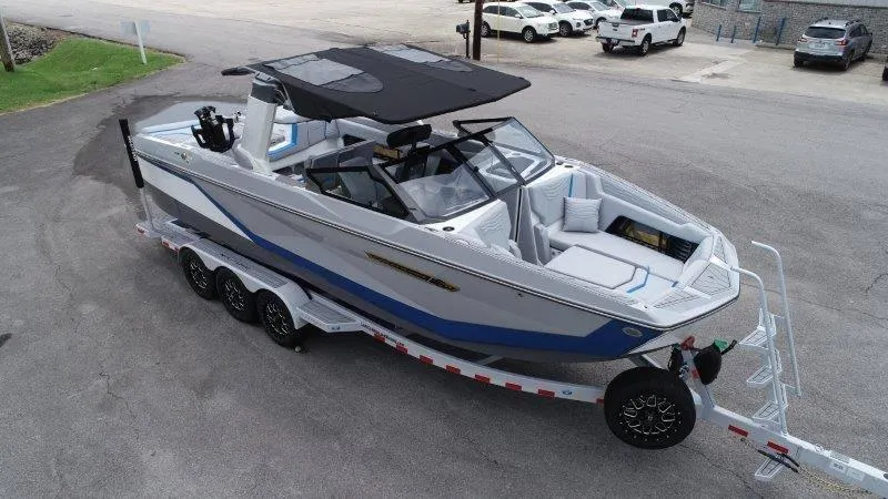 Slide: The Image of Nautique G25 2025 - 33