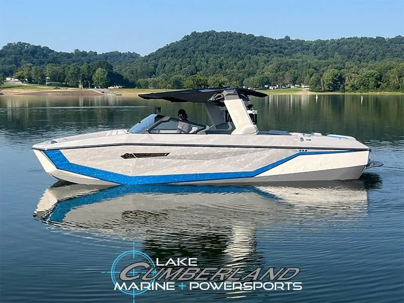 Slide: The Image of Nautique G25 2025 - 4