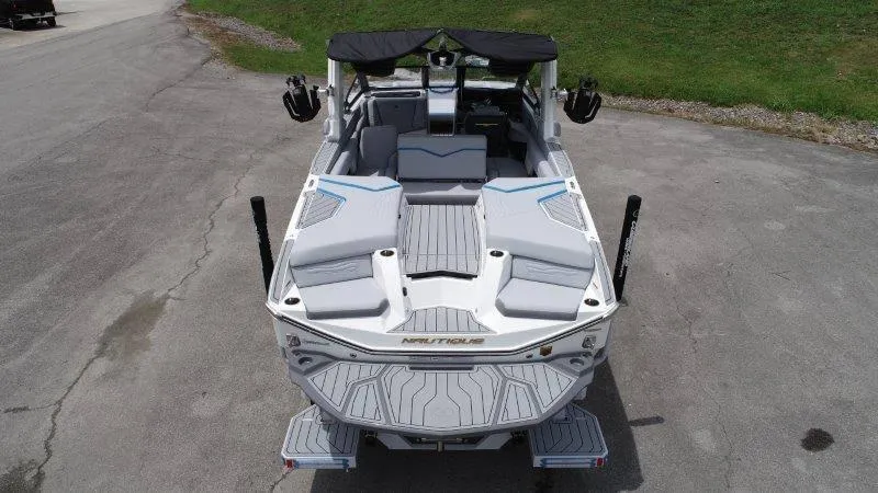 Slide: The Image of Nautique G25 2025 - 41