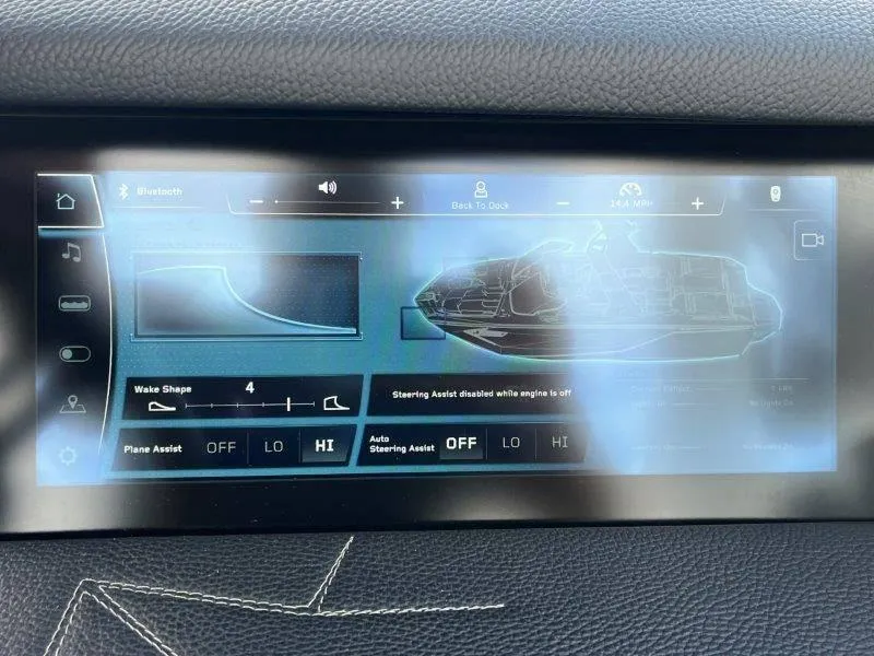 Slide: The Image of Nautique Paragon P25 2020 - 80