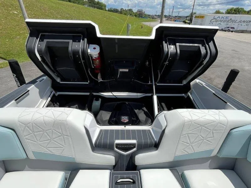 Slide: The Image of Nautique Paragon P25 2020 - 84