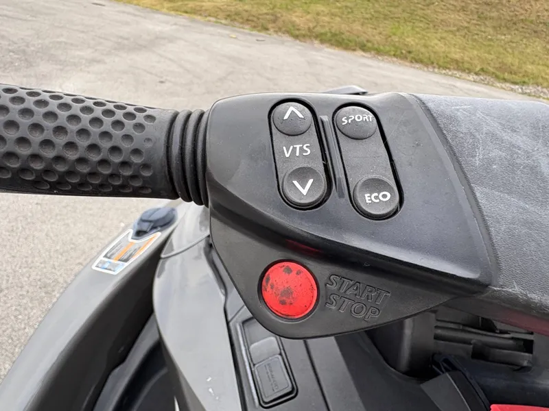 Slide: The Image of Sea-Doo GTX LTD is 260 2014 - 17