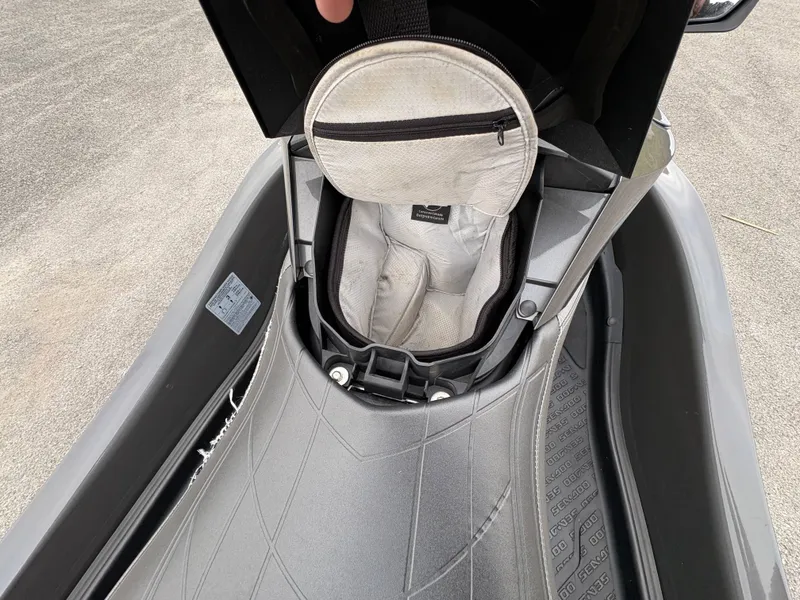 Slide: The Image of Sea-Doo GTX LTD is 260 2014 - 27