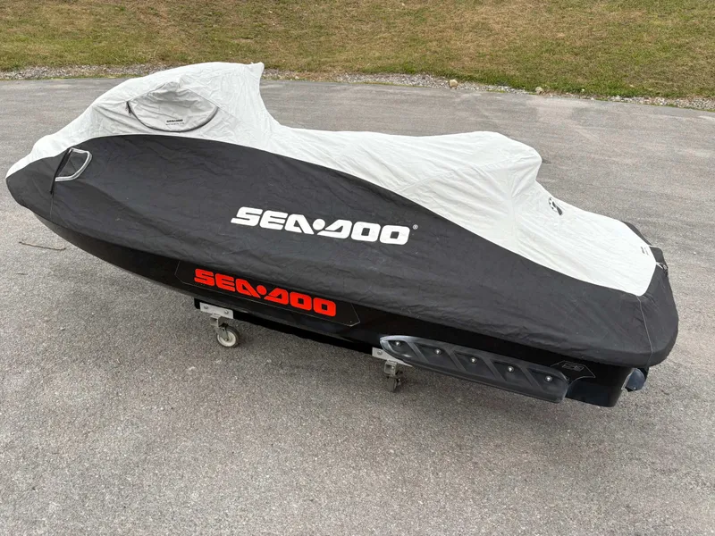 Slide: The Image of Sea-Doo GTX LTD is 260 2014 - 34