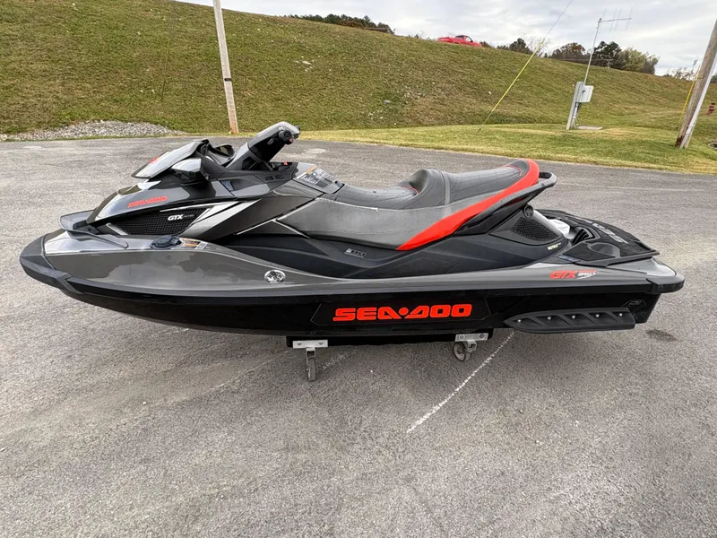 Slide: The Image of Sea-Doo GTX LTD is 260 2014 - 3