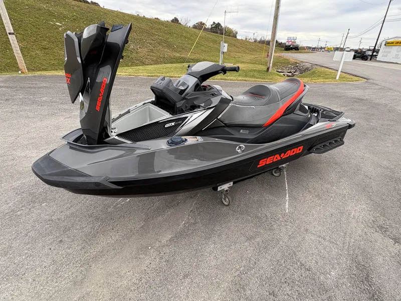 Slide: The Image of Sea-Doo GTX LTD is 260 2014 - 30