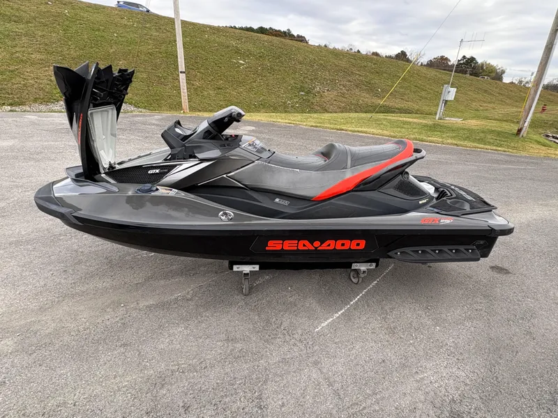 Slide: The Image of Sea-Doo GTX LTD is 260 2014 - 42