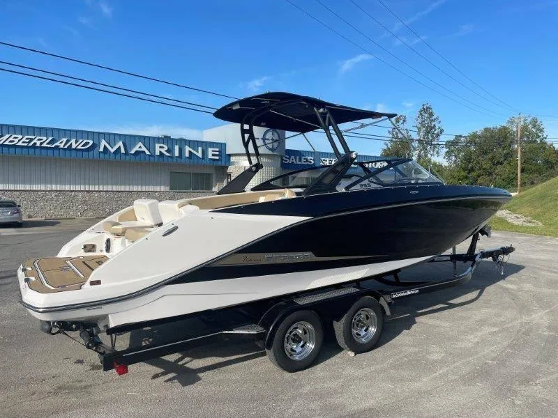 Slide: The Image of Scarab 255 SBHO Platinum 2017 - 5