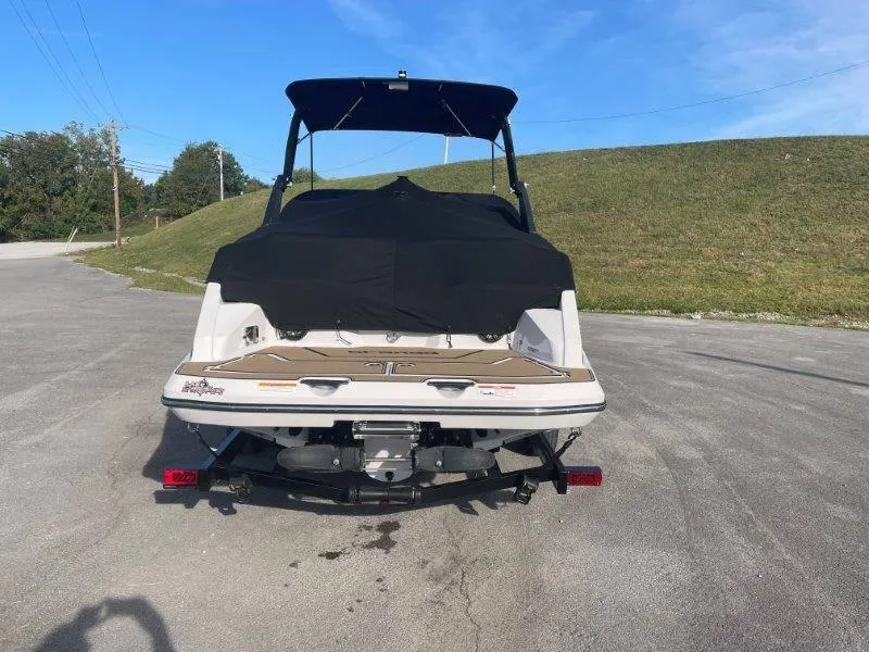 Slide: The Image of Scarab 255 SBHO Platinum 2017 - 79