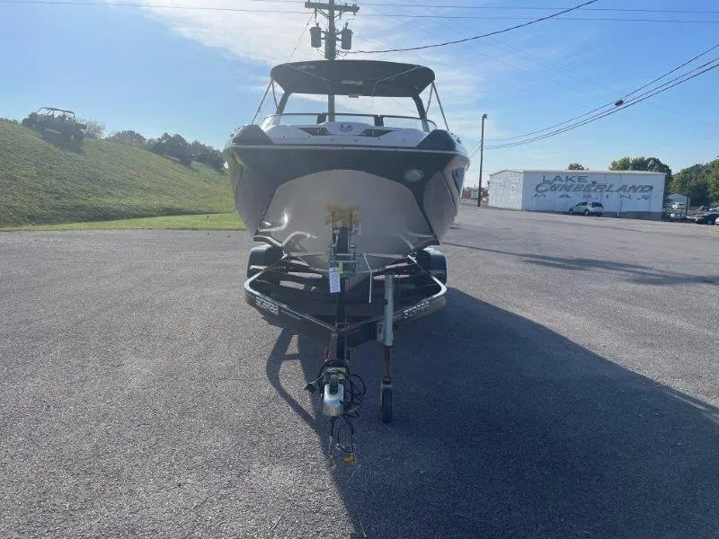 Slide: The Image of Scarab 255 SBHO Platinum 2017 - 9