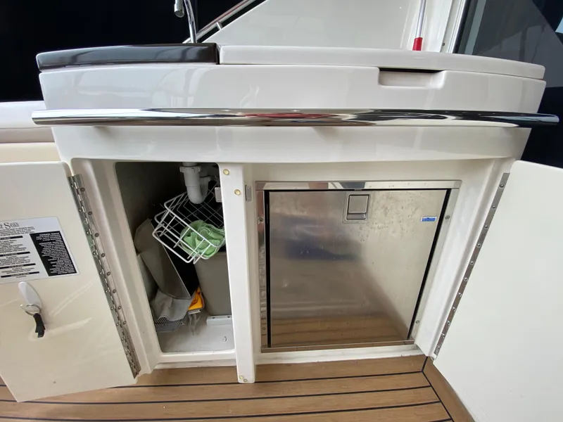 Slide: The Image of Sea Ray 450 Sedan Bridge 2012 - 11