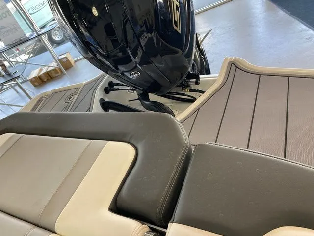 Slide: The Image of Chaparral 23 SSi OB 2024 - 29