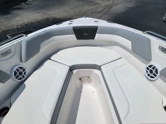 Slide: The Image of Chaparral 23 SSi OB 2024 - 32