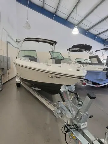 Slide: The Image of Chaparral 23 SSi OB 2024 - 8