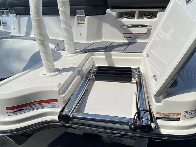 Slide: The Image of Chaparral 23 SSi 2024 - 13