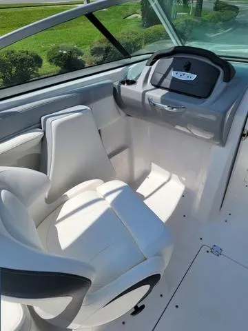 Slide: The Image of Chaparral 23 SSi OB 2024 - 33