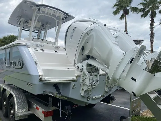 Slide: The Image of Robalo R270 Center Console 2024 - 30