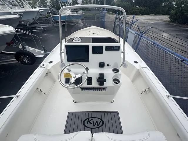 Slide: The Image of Key West 230 BR 2023 - 3