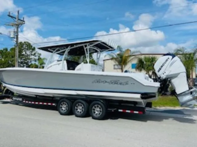 Slide: The Image of Nor-Tech 390 Sport 2021 - 10