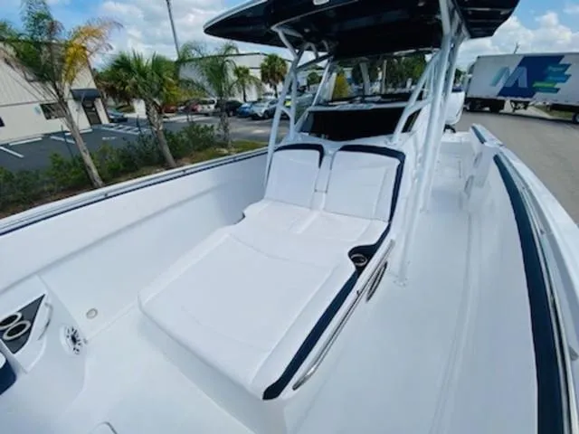 Slide: The Image of Nor-Tech 390 Sport 2021 - 2