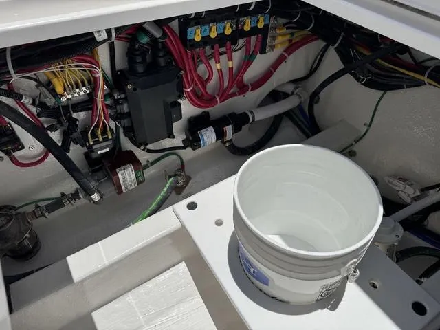 Slide: The Image of Albemarle 31 Dual Console 2024 - 28