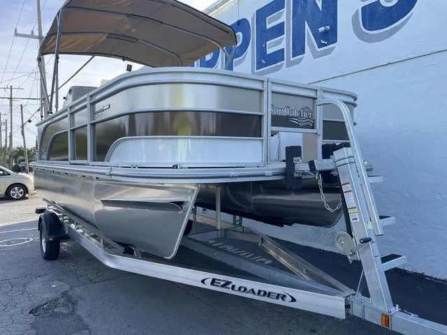 Slide: The Image of G3 G3 Suncatcher 20 FC 2024 - 5