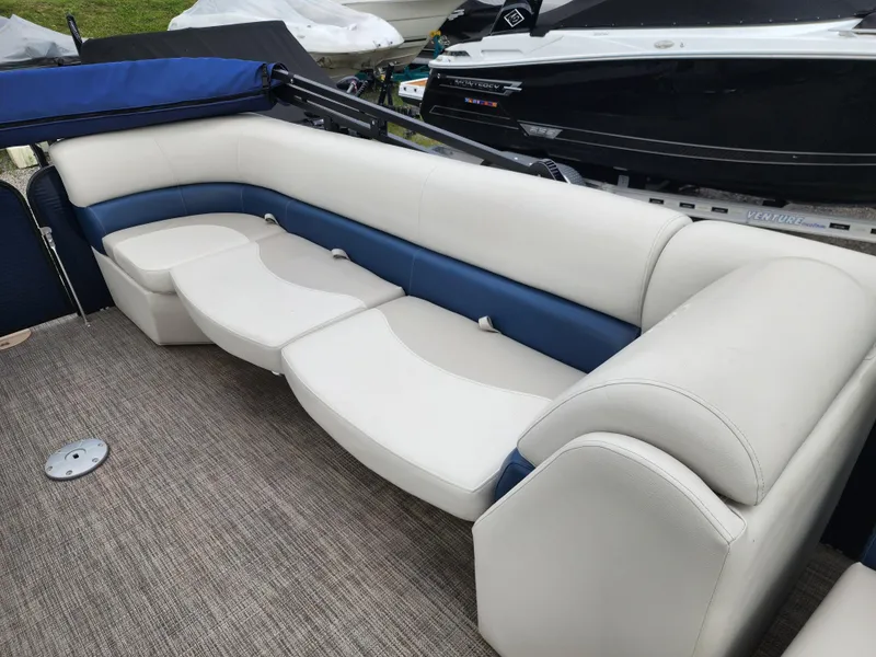 Slide: The Image of Image 7 - 7