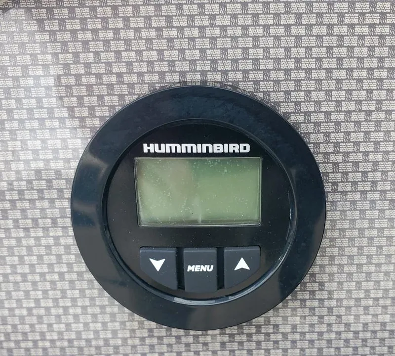 Slide: The Image of Humminbird depthfinder - 15