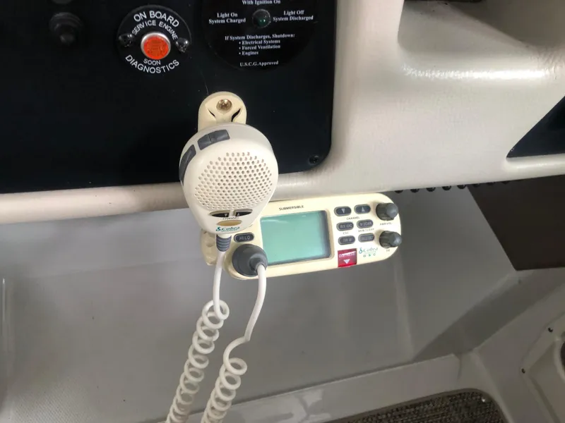 Slide: The Image of Crownline Boats 350 Sport Yacht 2014 - 21