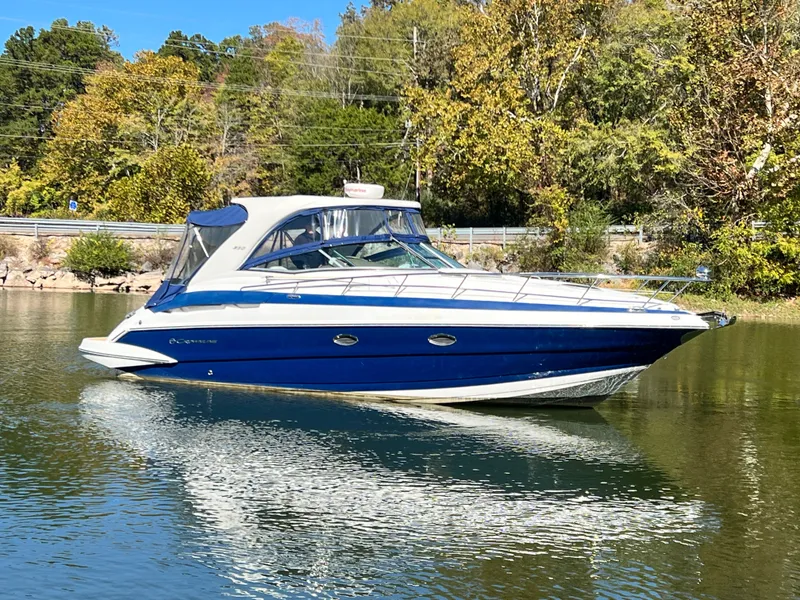 Slide: The Image of Crownline Boats 350 Sport Yacht 2014 - 44