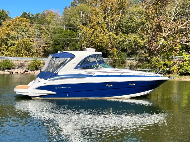 Slide: The Image of Crownline Boats 350 Sport Yacht 2014 - 48