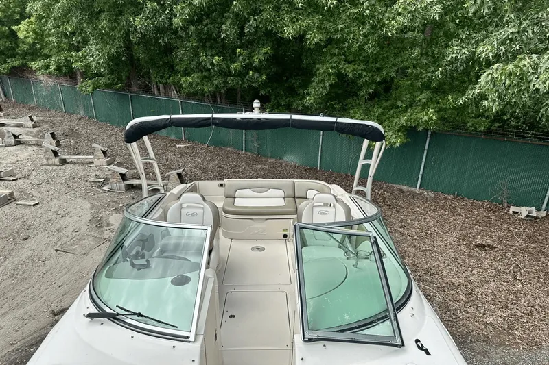 Slide: The Image of Sea Ray 270 Sundeck 2007 - 15