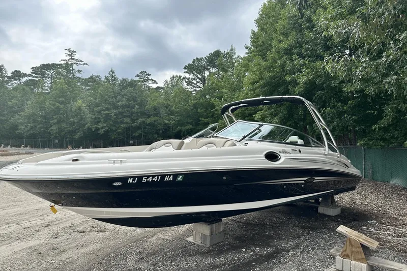 Slide: The Image of Sea Ray 270 Sundeck 2007 - 3