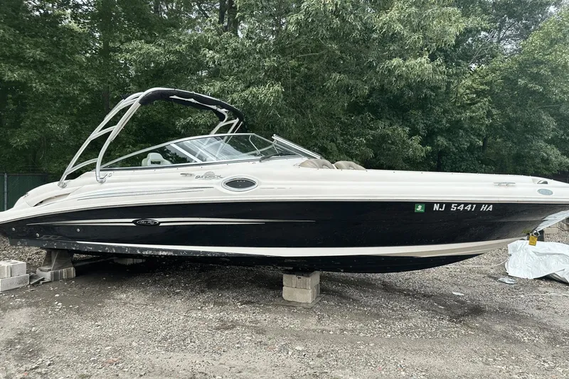Slide: The Image of Sea Ray 270 Sundeck 2007 - 0