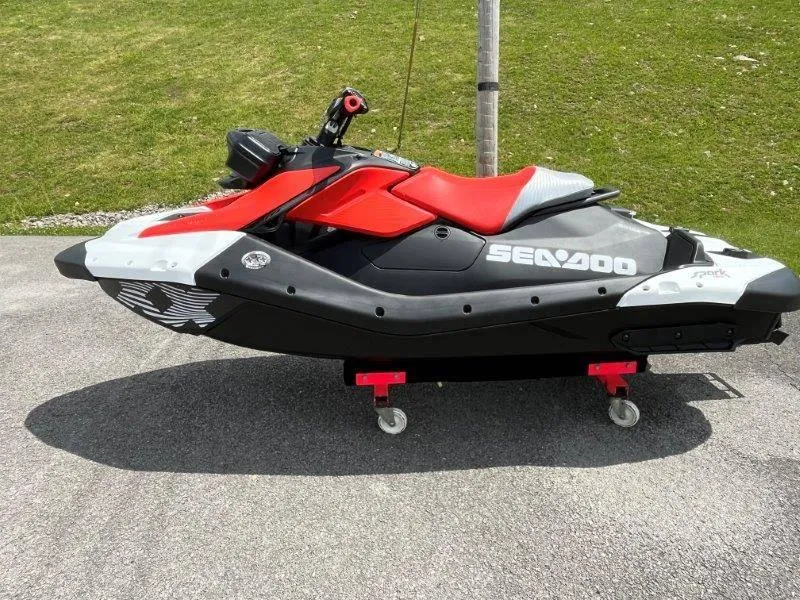 Slide: The Image of Sea-Doo Spark Trixx for 1 Rotax 900 ACE- 90 iBR and Audio 2024 - 13