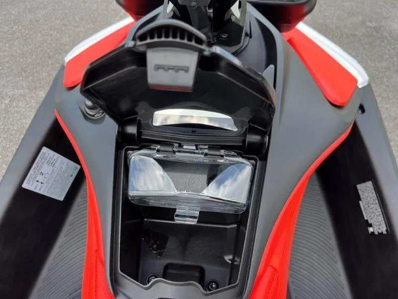 Slide: The Image of Sea-Doo Spark Trixx for 1 Rotax 900 ACE- 90 iBR and Audio 2024 - 32