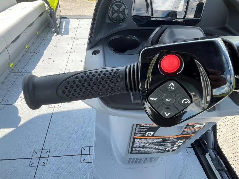 Slide: The Image of 2024 Sea-Doo Switch Cruise 21' 230HP control panel with handlebar and buttons. - 19