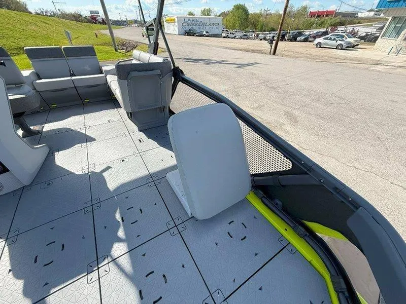 Slide: The Image of Sea-Doo SWITCH SPORT 18' 230HP 2024 - 57